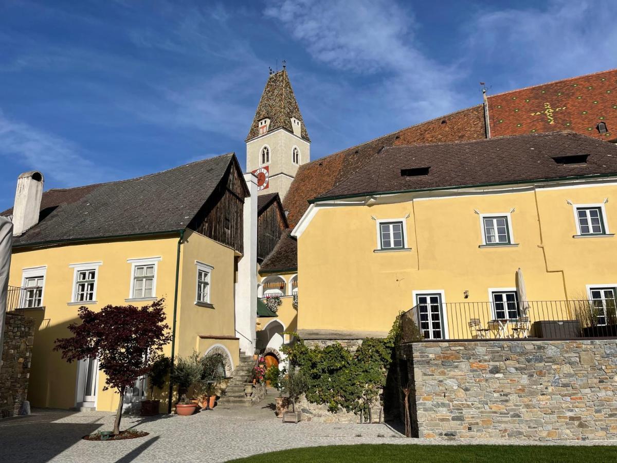 Weingut Fj Gritsch Mauritiushof Apartments Spitz an der Donau Exterior photo