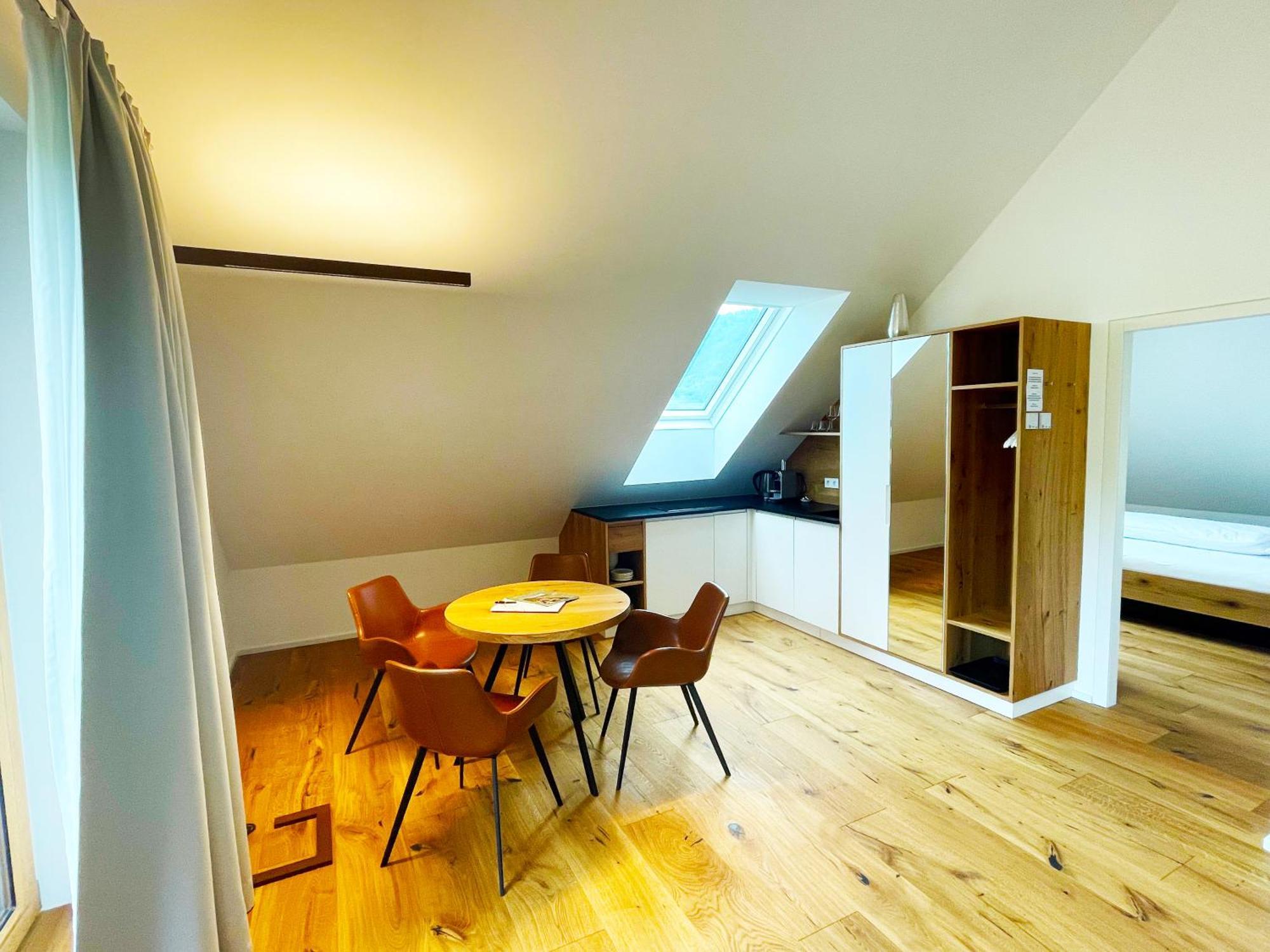 Weingut Fj Gritsch Mauritiushof Apartments Spitz an der Donau Room photo